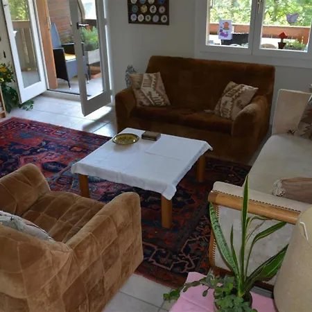 Huebeli - Arm Appartement-fewo- Dusche Oder Bad- Wc 4-bettwohnung By Interhome * Цвайзиммен