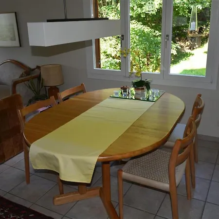Appartement Huebeli - Arm Appartement-fewo- Dusche Oder Bad- Wc 4-bettwohnung By Interhome Zweisimmen
